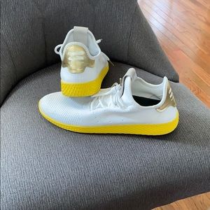 Pharrell Adidas Tennis HU